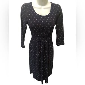 L.L. Bean Empire Empire Waist Knit Printed Dress XS Navy Easy Wear Minimalist